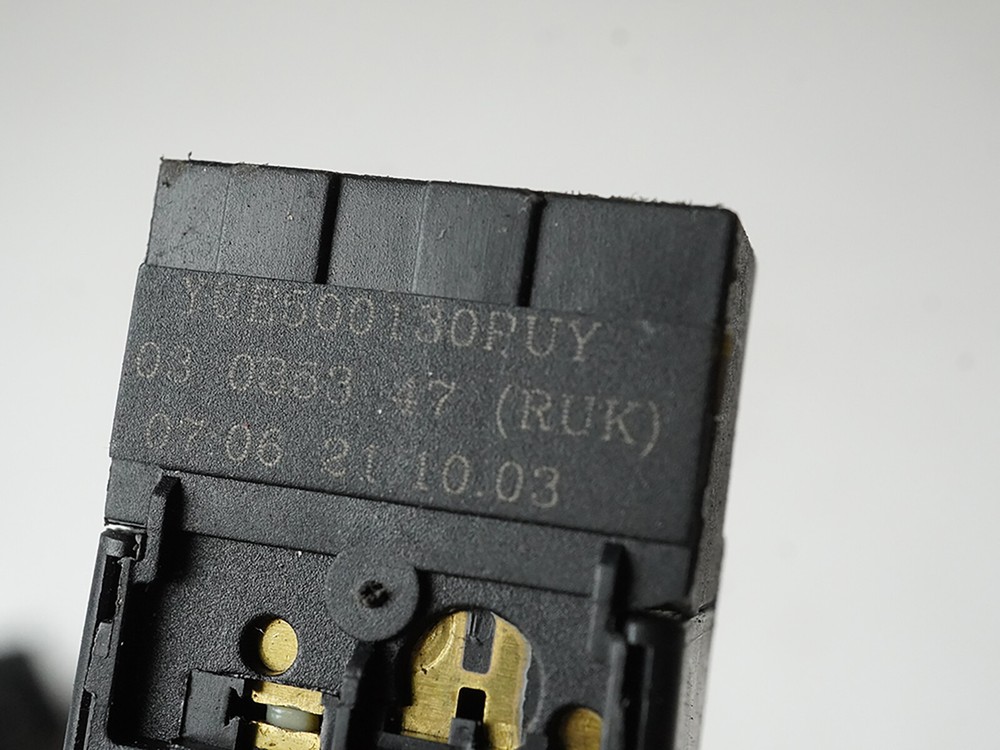 2003 - 2005 Land Rover Freelander Dimmer Light Ac Defrost Mirror Adjust Switchs