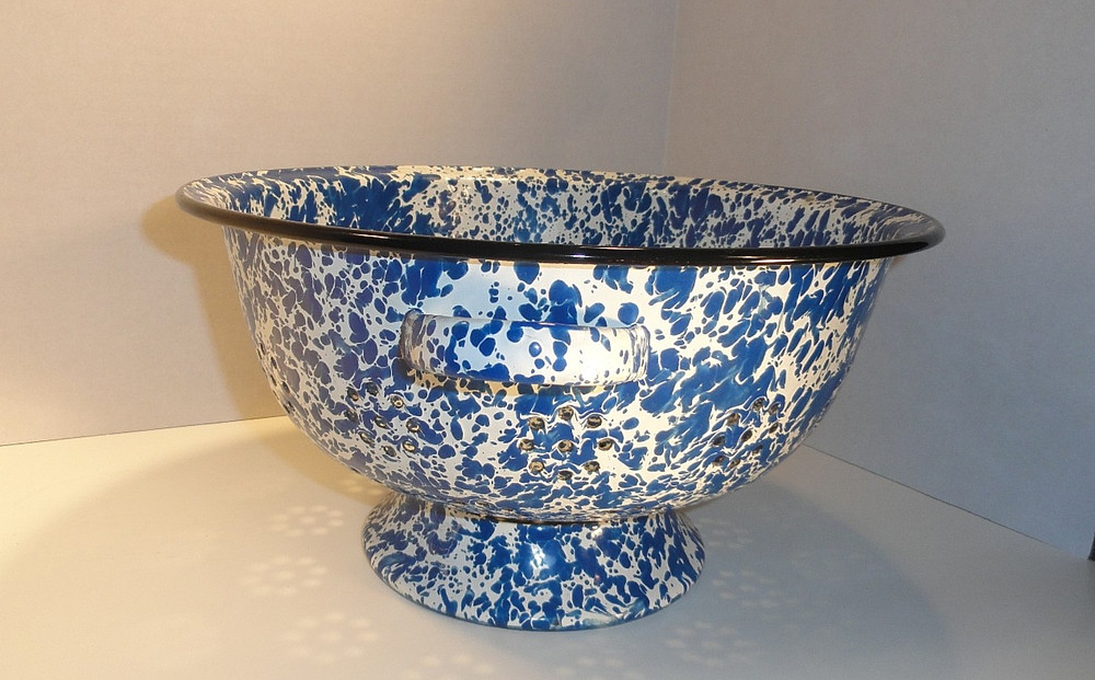 Blue & White Enamelware Splatterware Colander Strainer