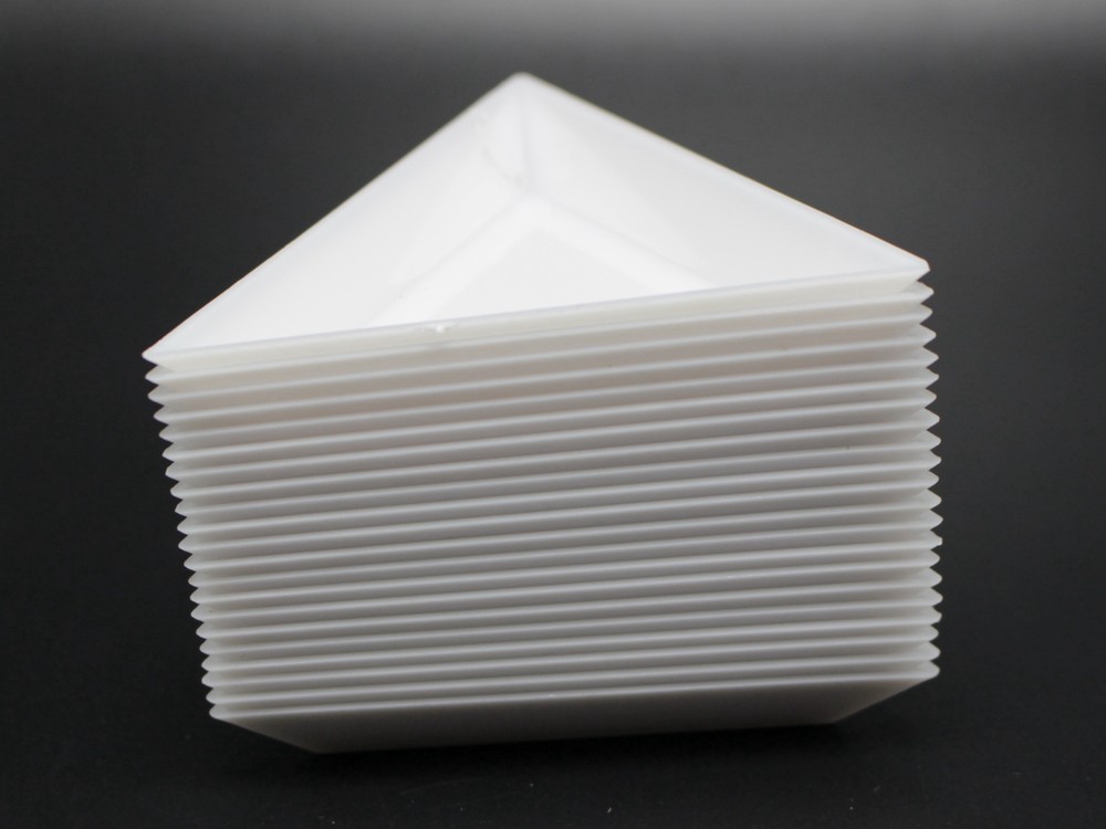 20 White Plastic Triangular Beads Sorting Trays 75mm Storage Container For Craft