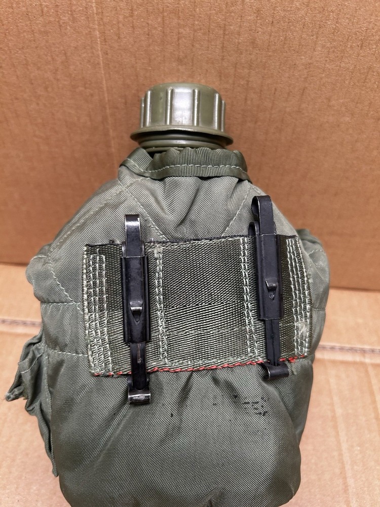 1976 Dated Canteen And Pouch
