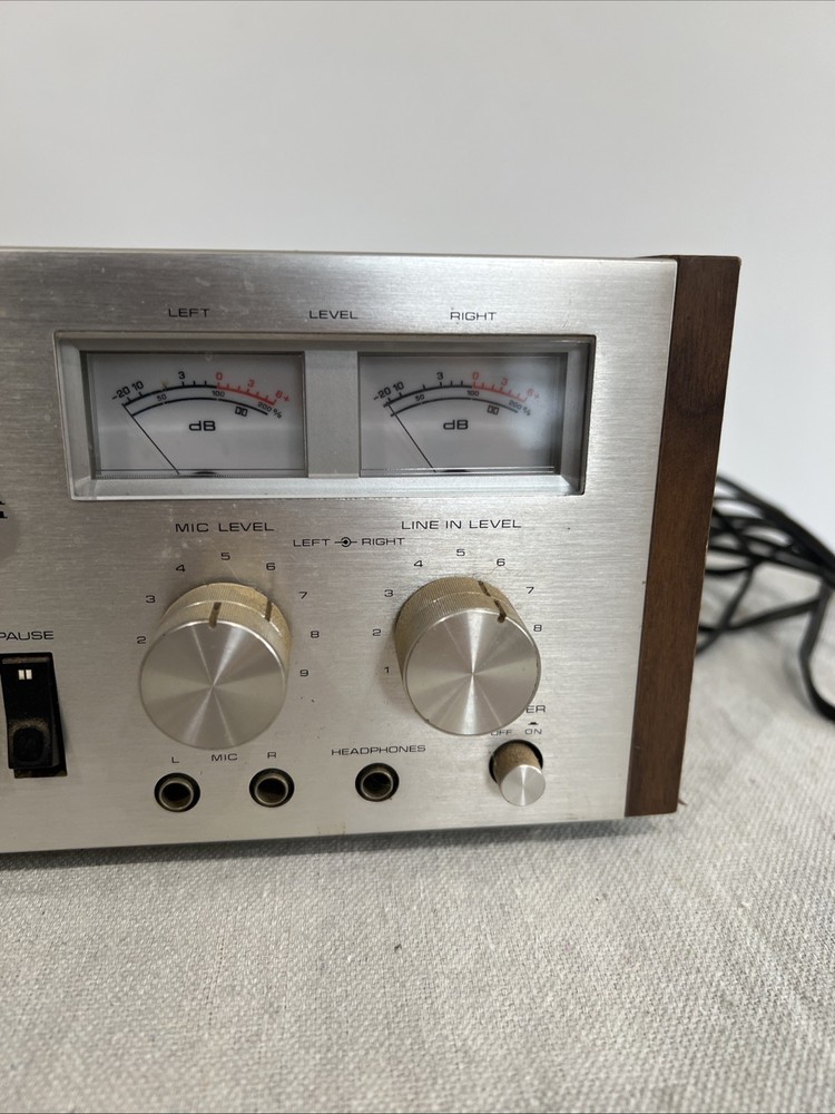 Vintage Technics by Panasonic RS-671A Stereo Cassette Deck Powers On