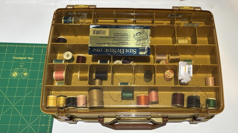 Spool Holder Case - Large Plano Side By Side 1160