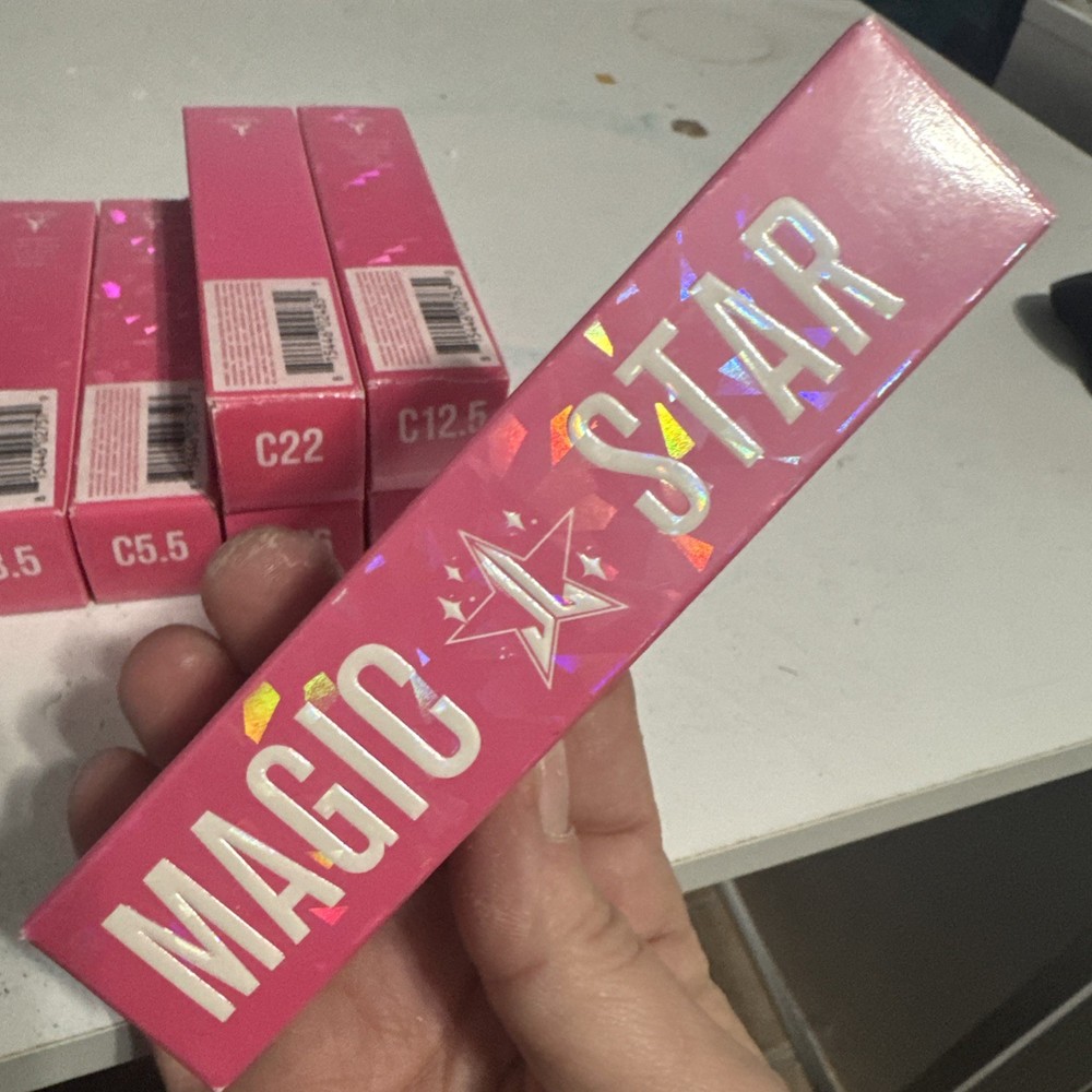 Mix Of jeffree Star Concealer