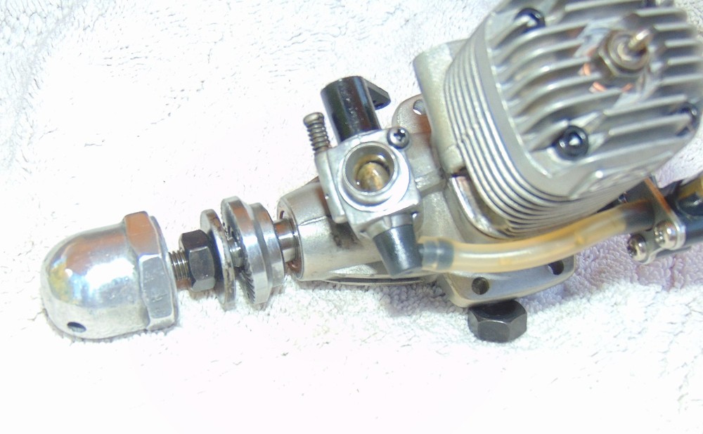 OS LA 40 RC Model Airplane Engine, Nice engine, cleaned with socket screws