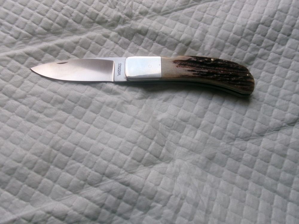 James Wiggins custom mint stag mid lock folder