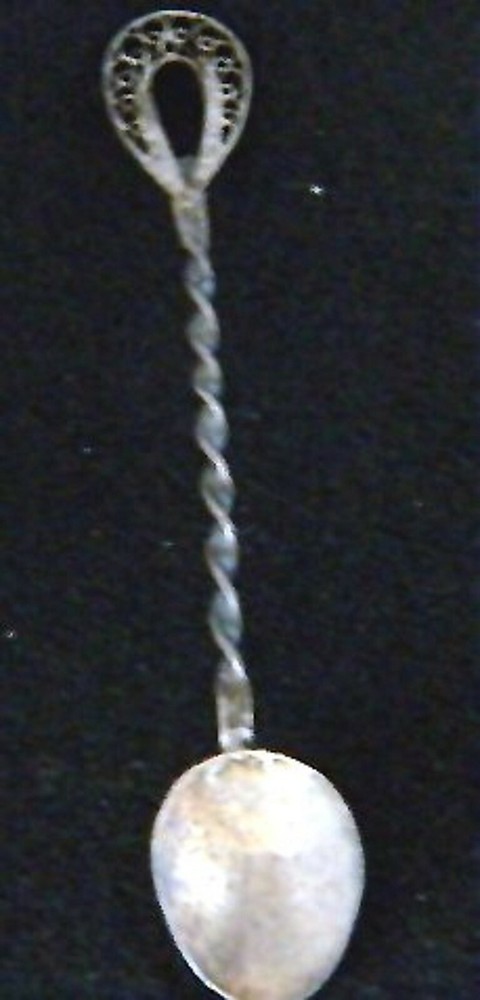 Spoon Salt Twisted Handle Silver Filigree Vintage