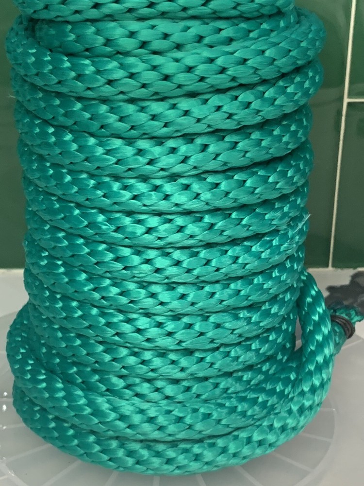 5/8in Green Solid Braid Polypropylene Rope Working Load Limit 325lbs. 37ft