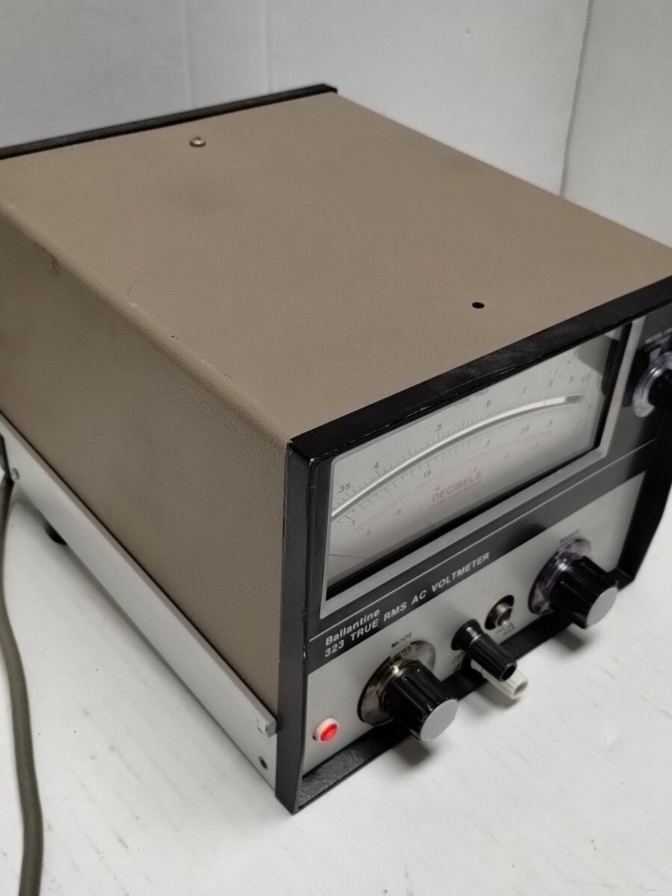 BALLANTINE 323 TRUE RMS ANALOG AC VOLTMETER