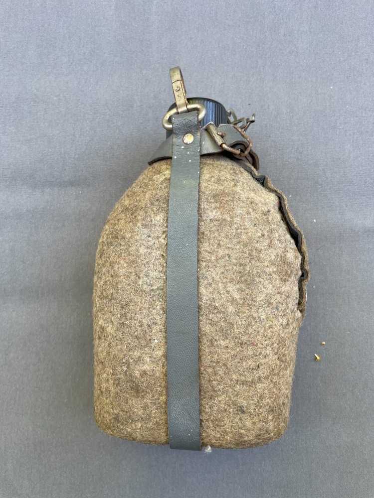 Original german canteen NVA postwar