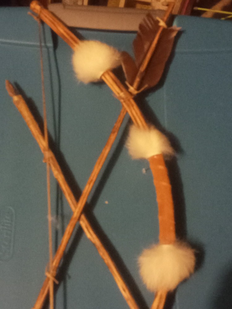Vtg authentic Native Peace Bow & Crossed Arrows