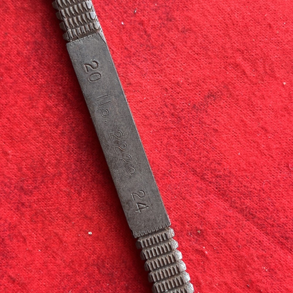 K-D TOOLS 2229 METRIC EXTERNAL THREAD CHASER RESTORER TOOL (k32)