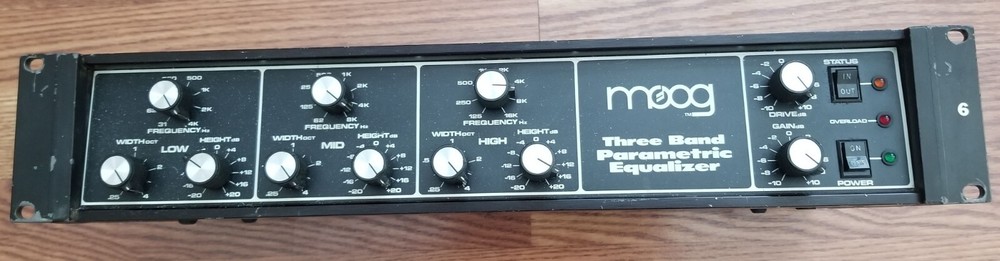 Moog MKPE Three Band Parametric Equalizer - Vintage