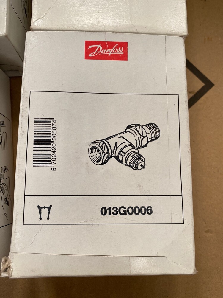 3 pcs x DANFOSS HEATING 013G0006 tap body RA-FN 20 right 3/4