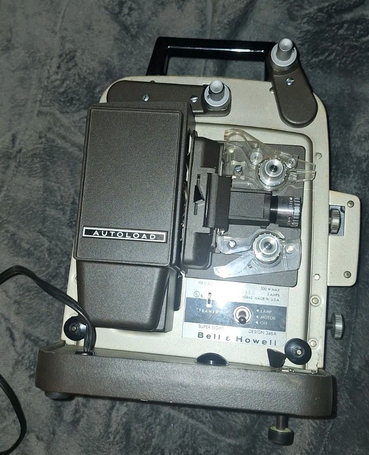 Bell & Howell 346A Super 8 AutoLoad Projector Motor Engages Needs Service