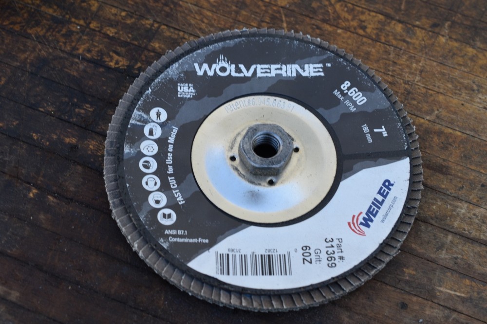 Weiler Wolverine Flap Disc - 7" Type 29 w/Hub 60 Grit 31369, 10 pc