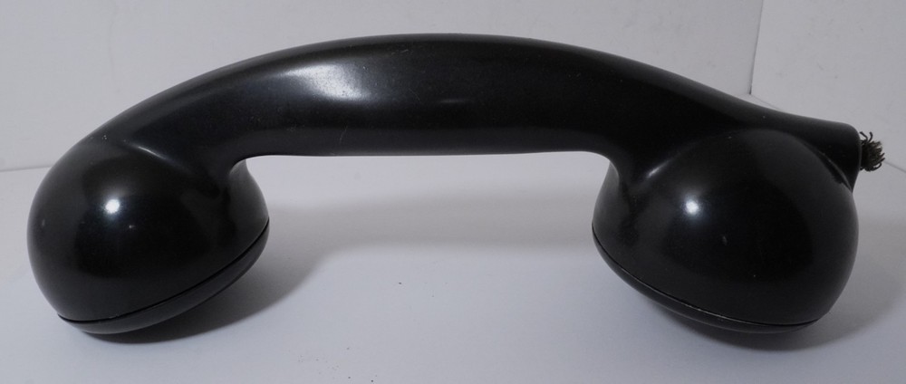 1 Marked KELLOGG BAKELITE HANDSET Cleaned W/ Elements But Sold AS IS & Untested