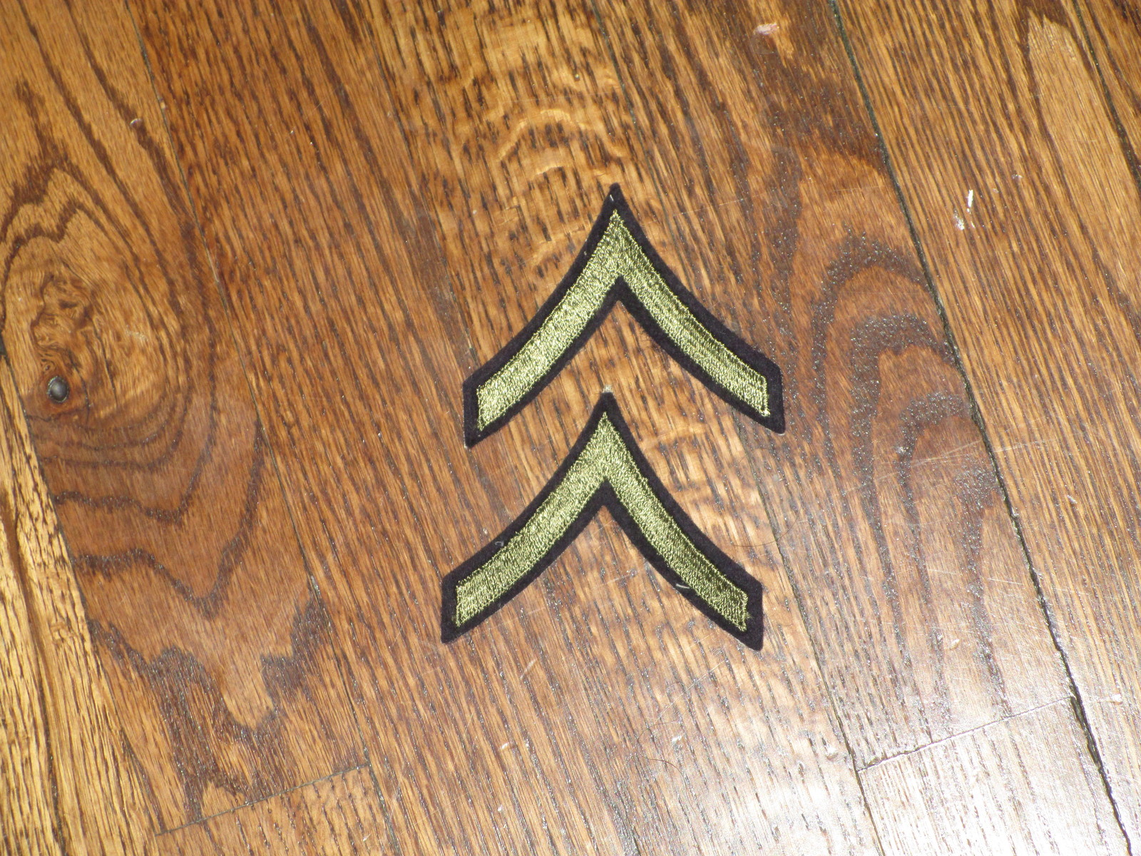 ww2 ,rank  vintage,patch,pfc private first class ,nos,sold as apair, olive inset