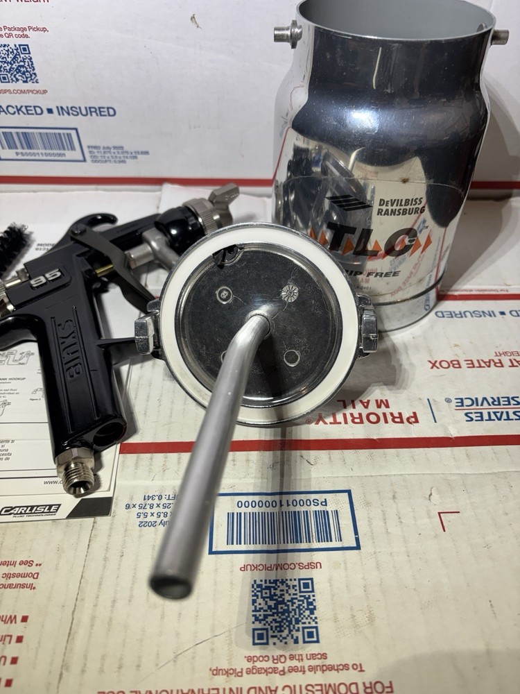 Binks 95 Spray Gun and cup