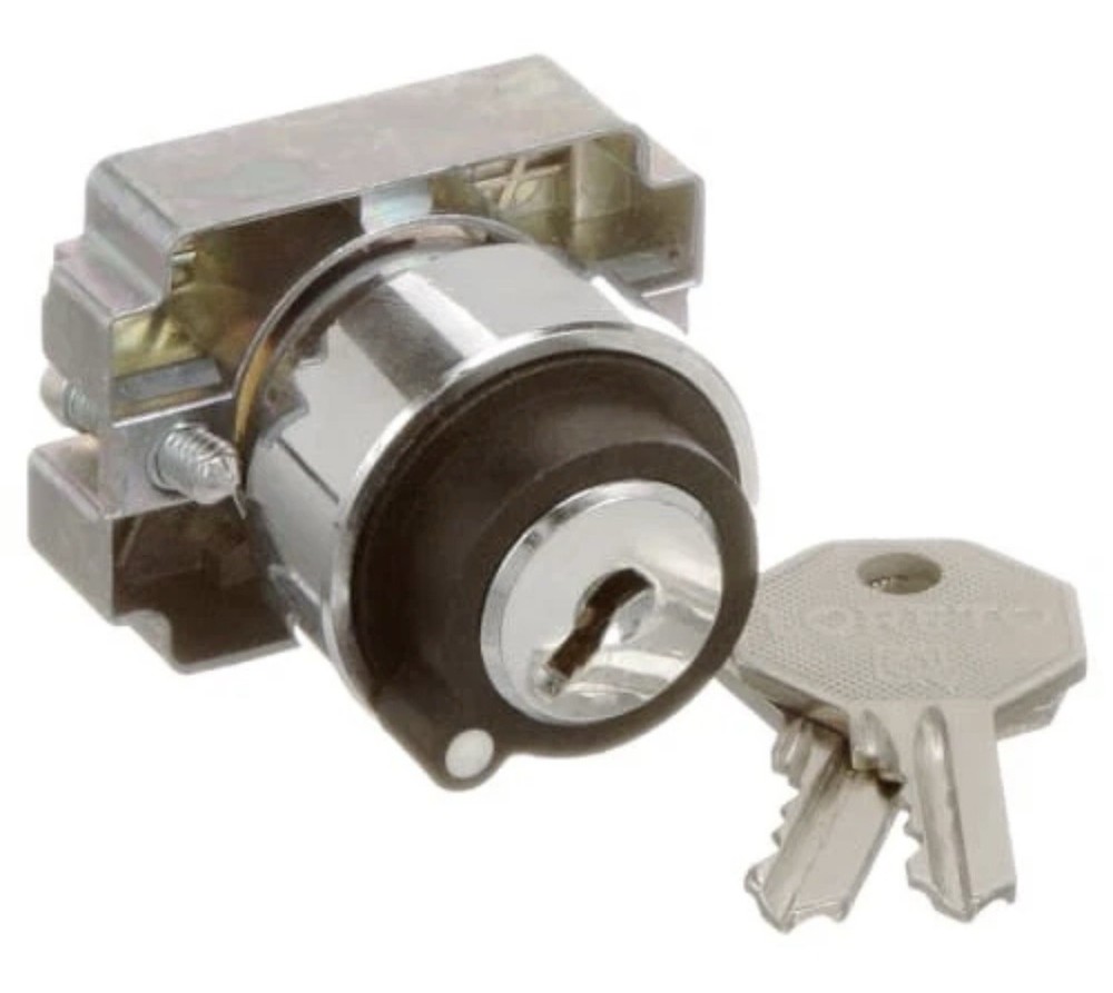 INDUSTRIAL ALTECH SELECTOR SWITCH OPERATOR KEY LEVER 2 POS 2AK2-01