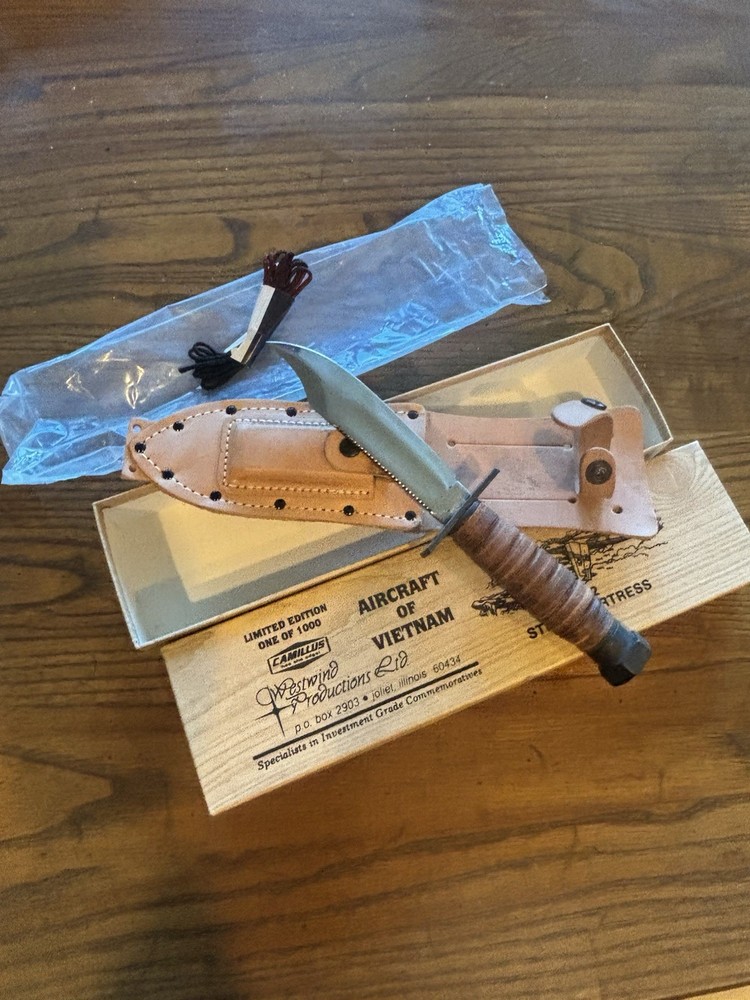 Camillus fixed blade pilots knife