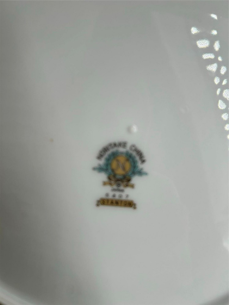 4) NORITAKE STANTON DINNER PLATES VGC