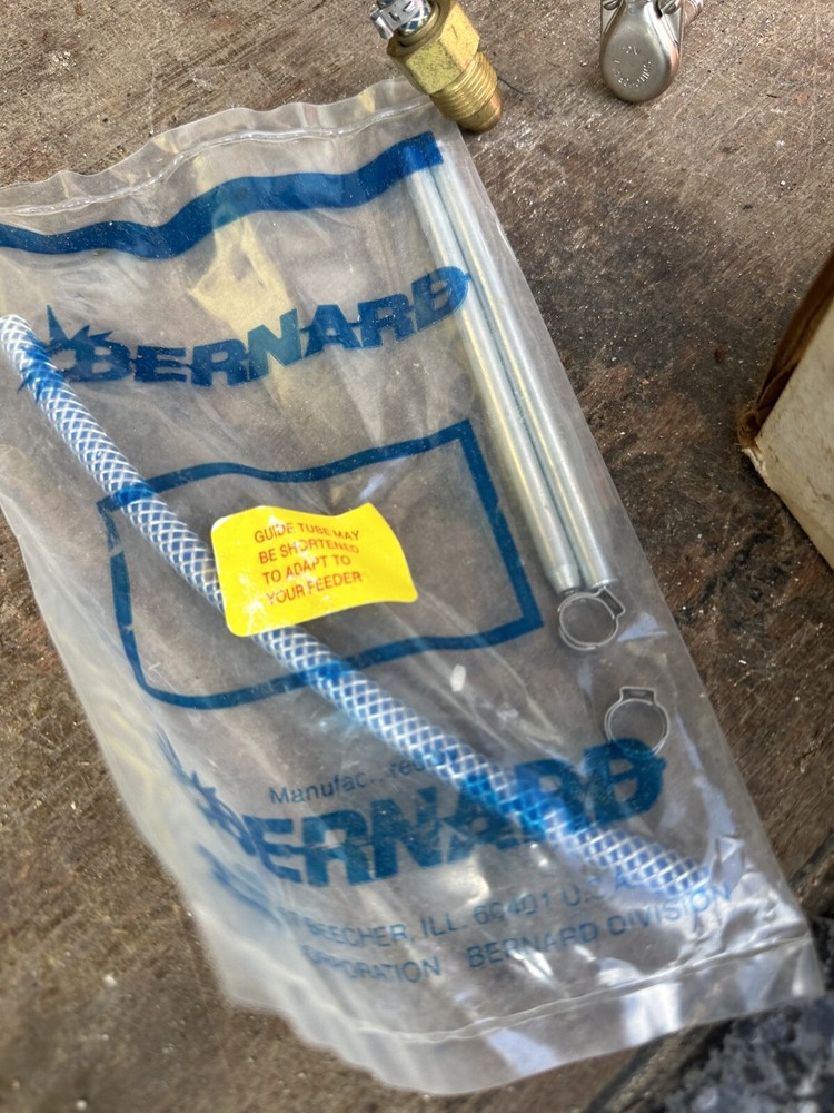 Bernard E-Z FEED QUICK DISCONNECT FEEDER END