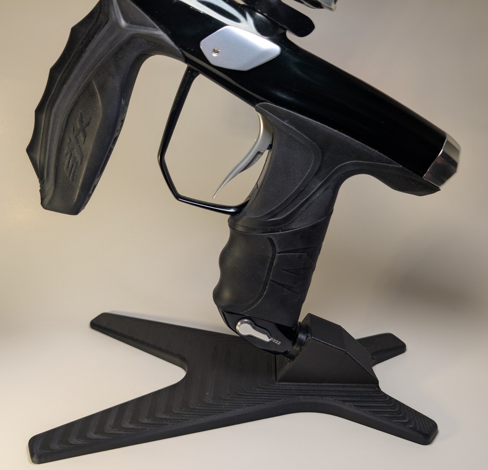 Paintball Gun Display Stand (30 Degrees)
