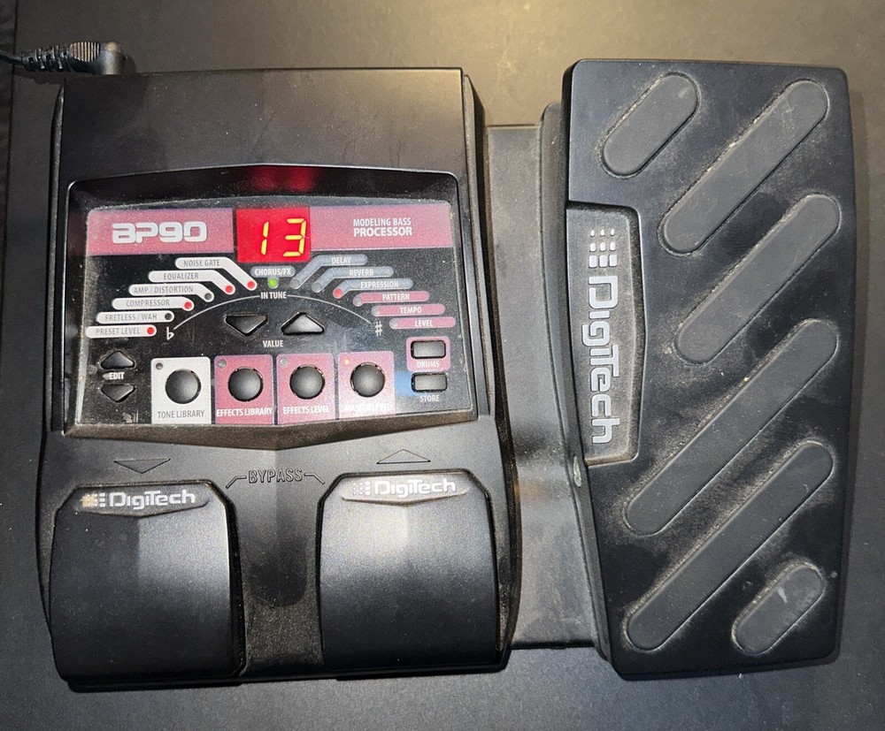 DigiTech BP 90 Bass Multi-Effects Processor