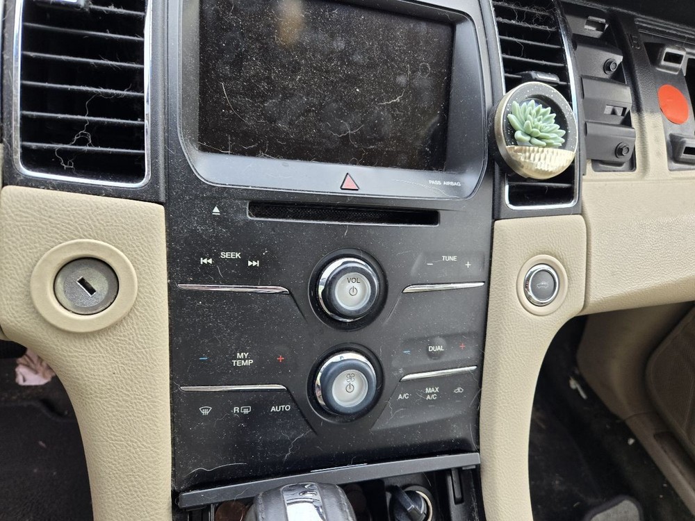 2013-2016 Ford Taurus Center Dash 8" Display Screen