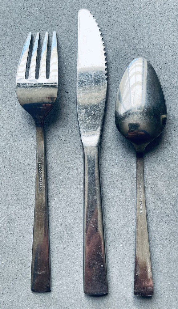 Delta Airlines 3-Piece Stainless Silverware Set - Widget Logo