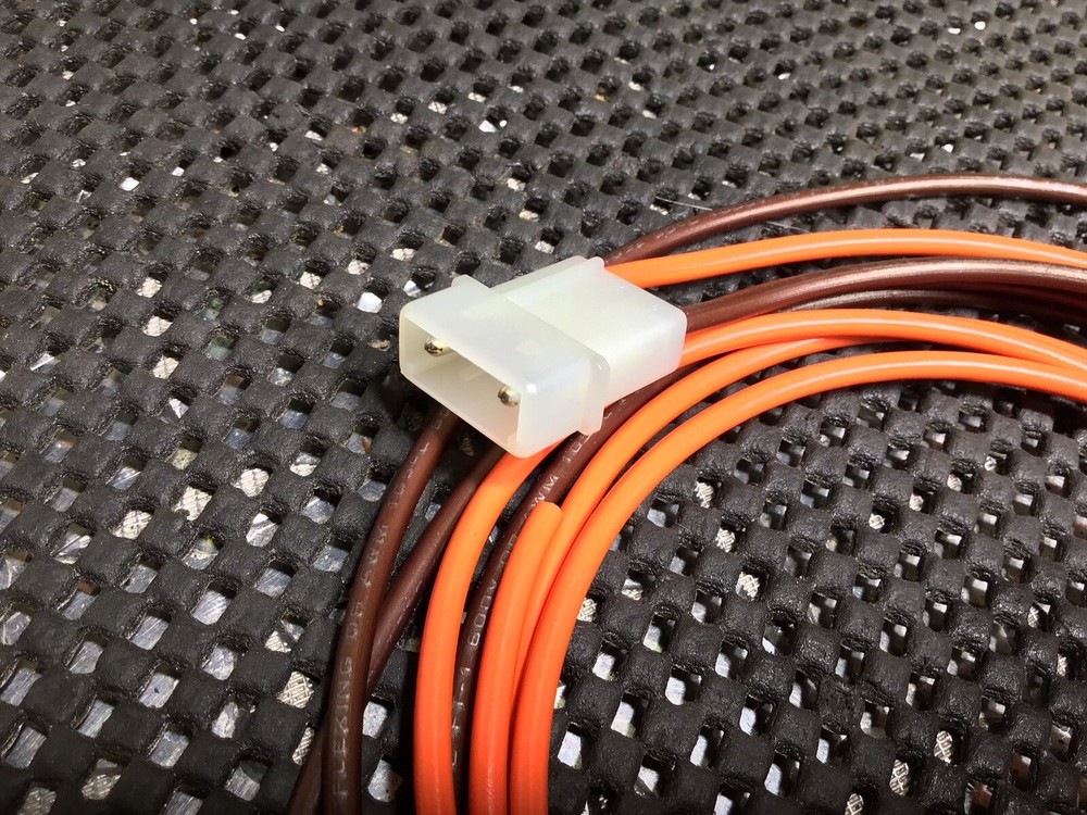 Whelen CenCom Red or Gold Speaker with 4ft leads