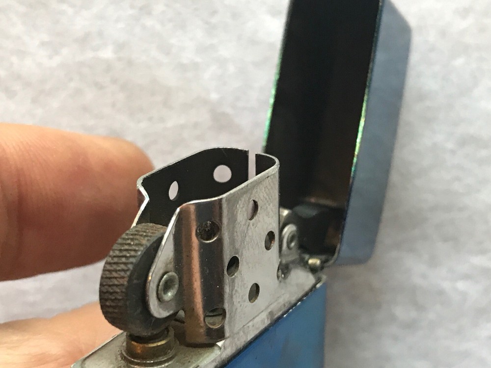 Metallic Blue Vintage ZIPPO CIGARETTE LIGHTER