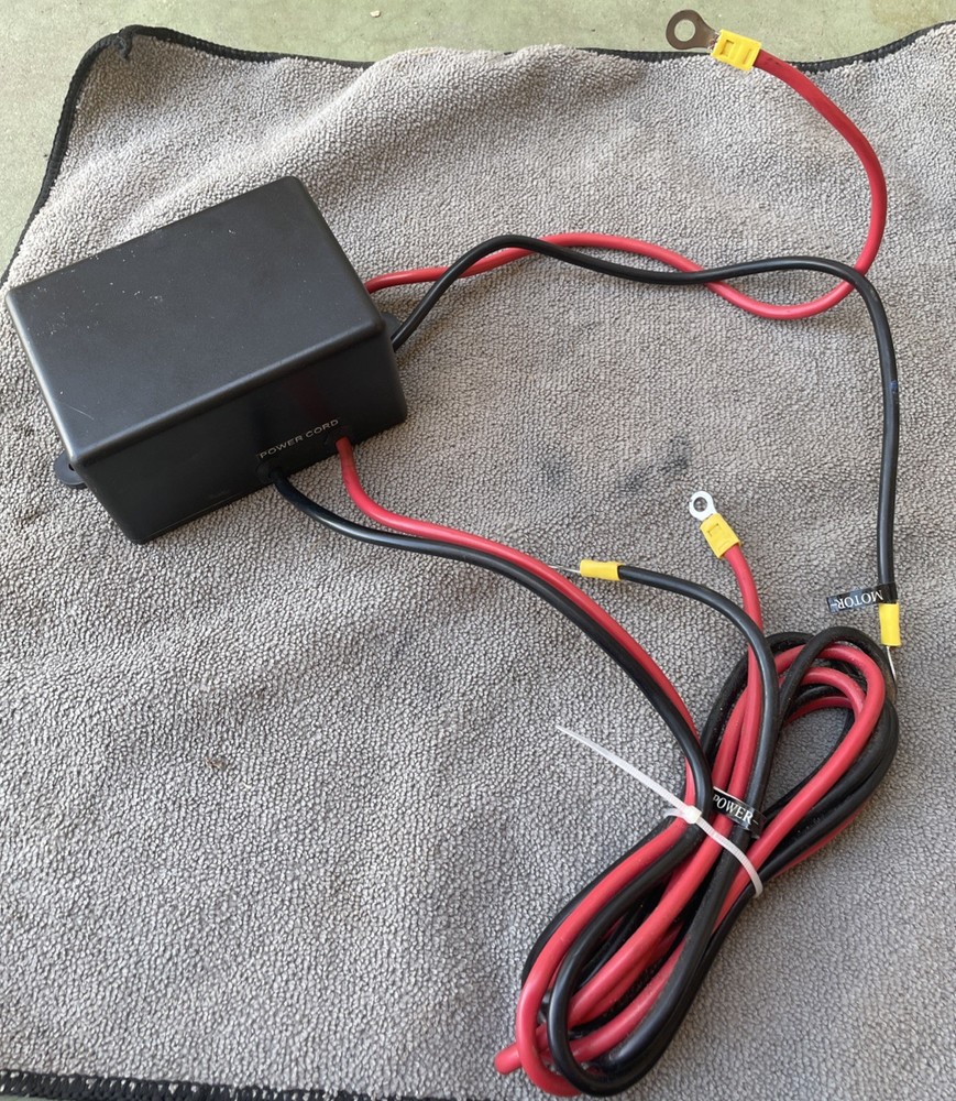 Possibly A Winch Remote Control System Motor Connector 12VDC 221L20452