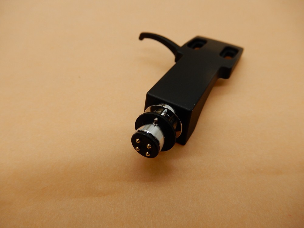 HEADSHELL ASSY W/WIRES TN-550C