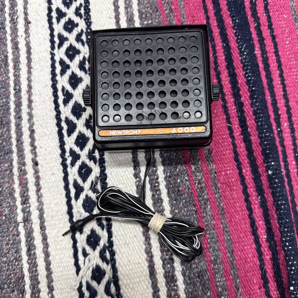 Newton 6000 4" CB Extension Speaker - Tested