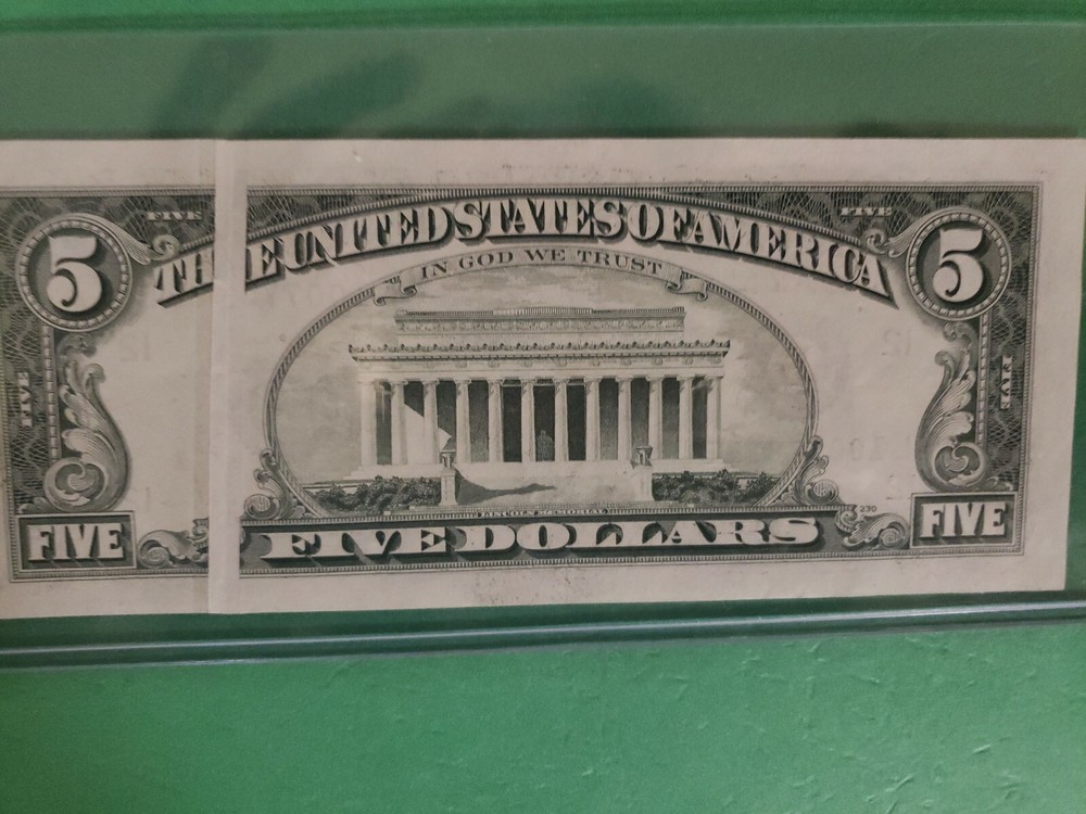 1981 A UNCIRC..ERROR Five Dollar Bill $5 Fed Res Note ERROR BIG GUTTER FOLD