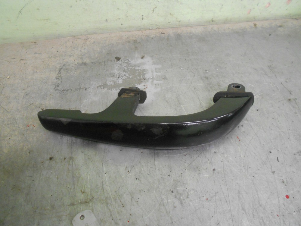 yamaha  250  x max   r/h  grab handle