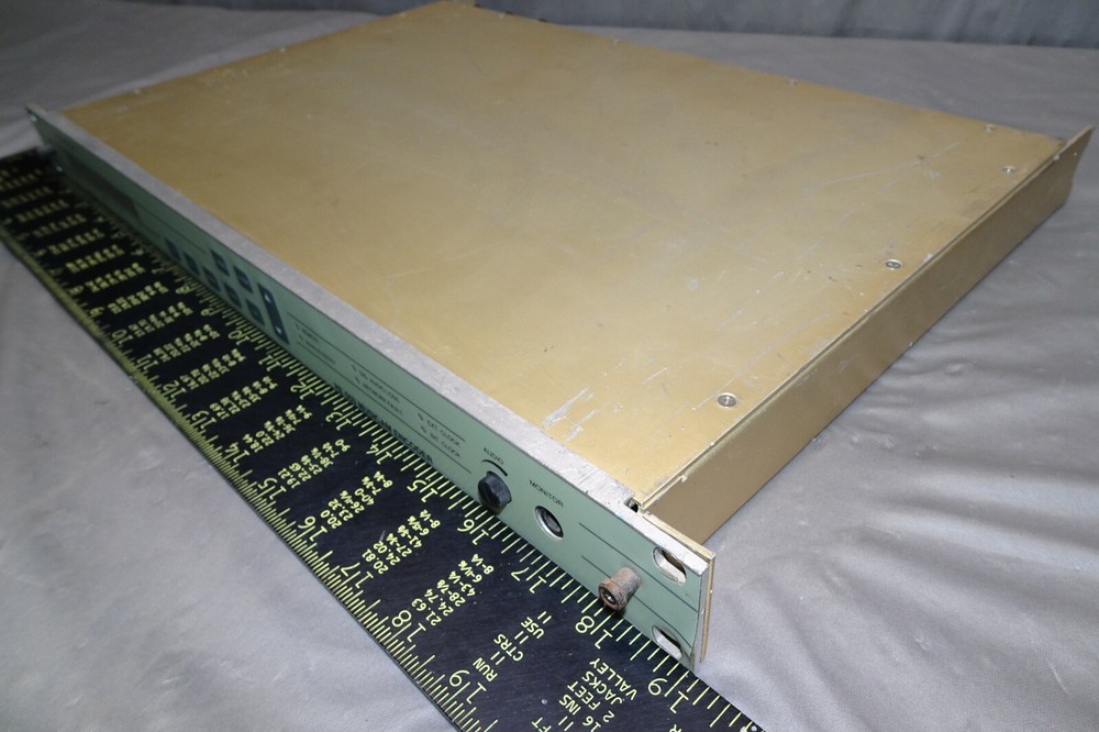 VINTAGE RE TECHNOLOGY AS RE 660 MUSICAM DECODER - DENMARK - PARTS