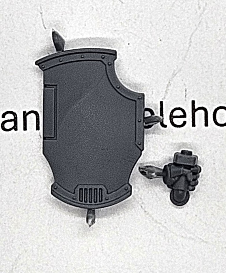 Horus Heresy Warhammer 40k Combat Shield Bitz