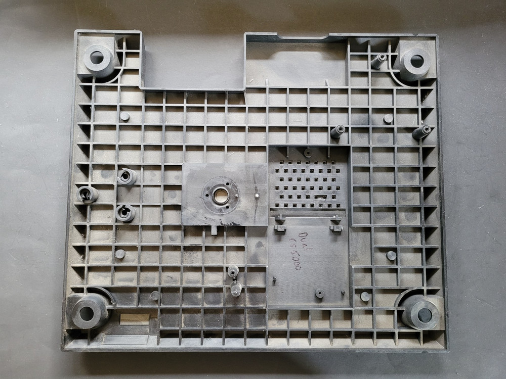 Bottom Panel For a Dual CS-5000 Turntable