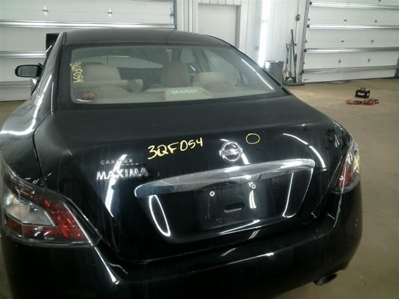 MAXIMA 2013 High Mounted Stop Light 104650029