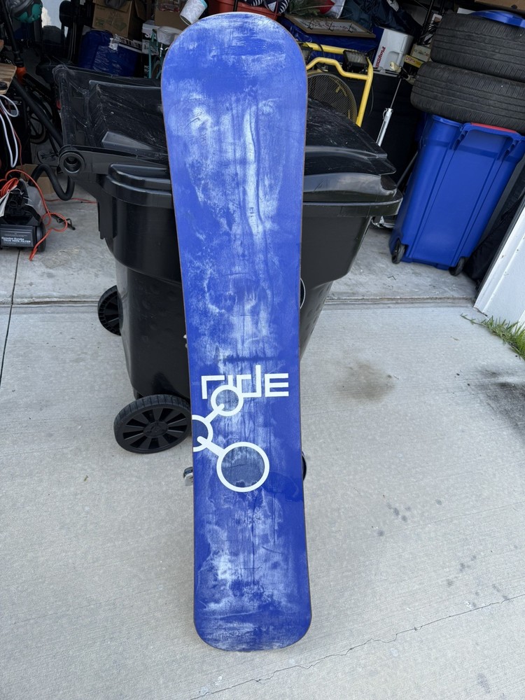 RIDE CATALYST 152 cm Snowboard With Bindings