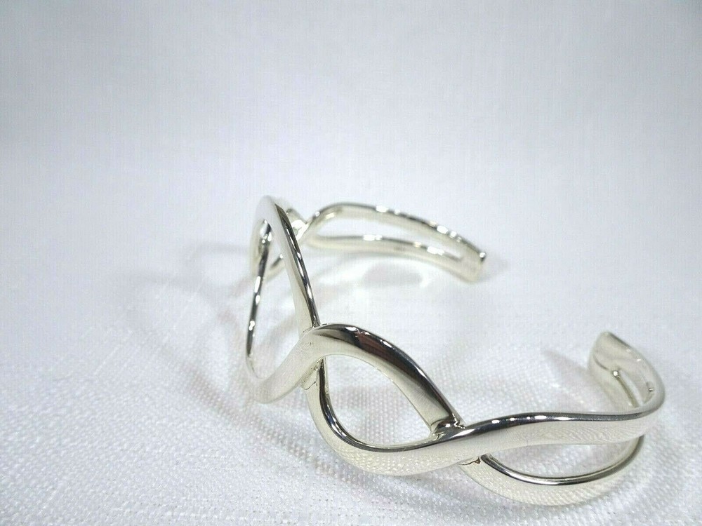 Solid Sterling Silver Cuff Bangle- 18.cm