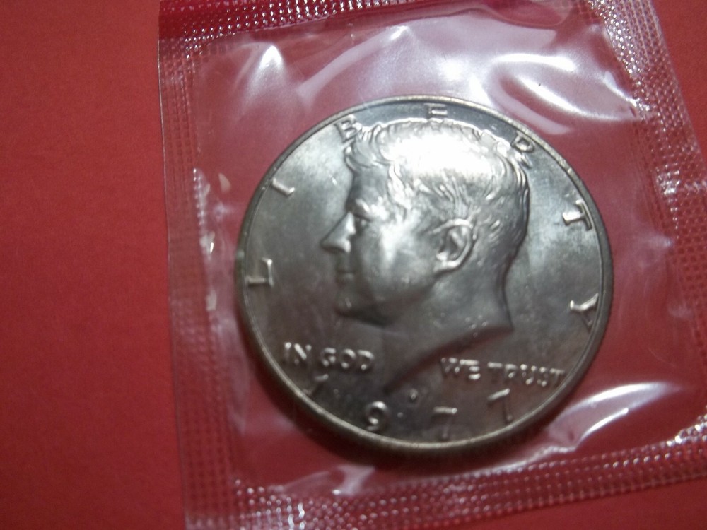 1976 D MINT Kennedy Half Dollar from MINT Roll BU
