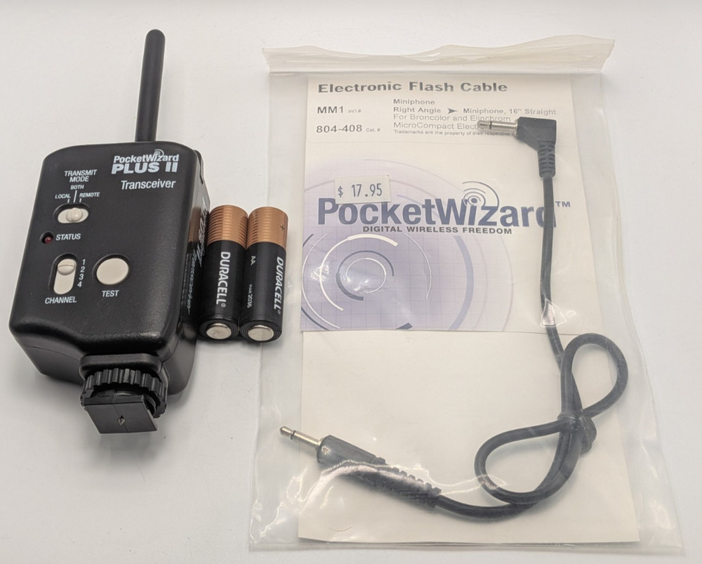 PocketWizard Plus II Transceiver + Free Sync Cable And Manual