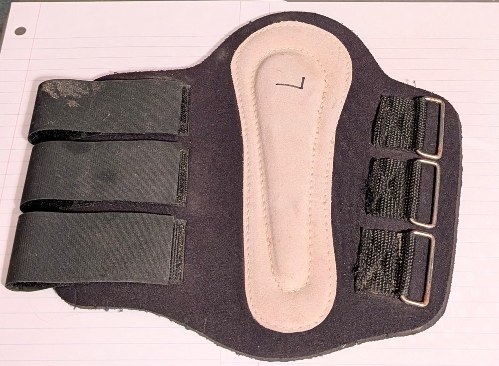 Horse Protection Boots Size: Medium #12A 4 Piece's