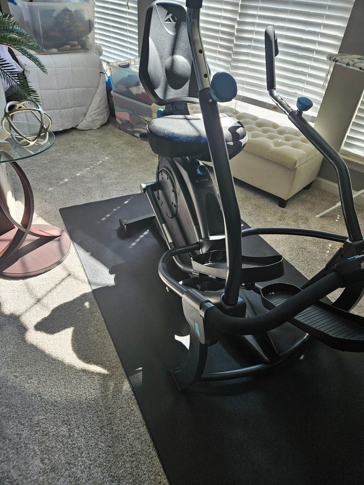 Teeter FreeStep Recumbent Cross Trainer and Elliptical