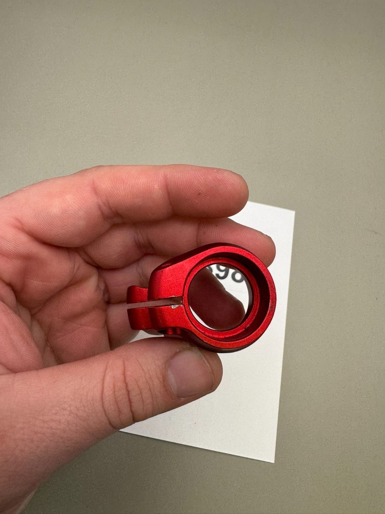 Planet Eclipse LV 1 Clamping Feedneck-Satin Red