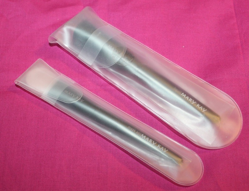 2 new Mary Kay make up brushes