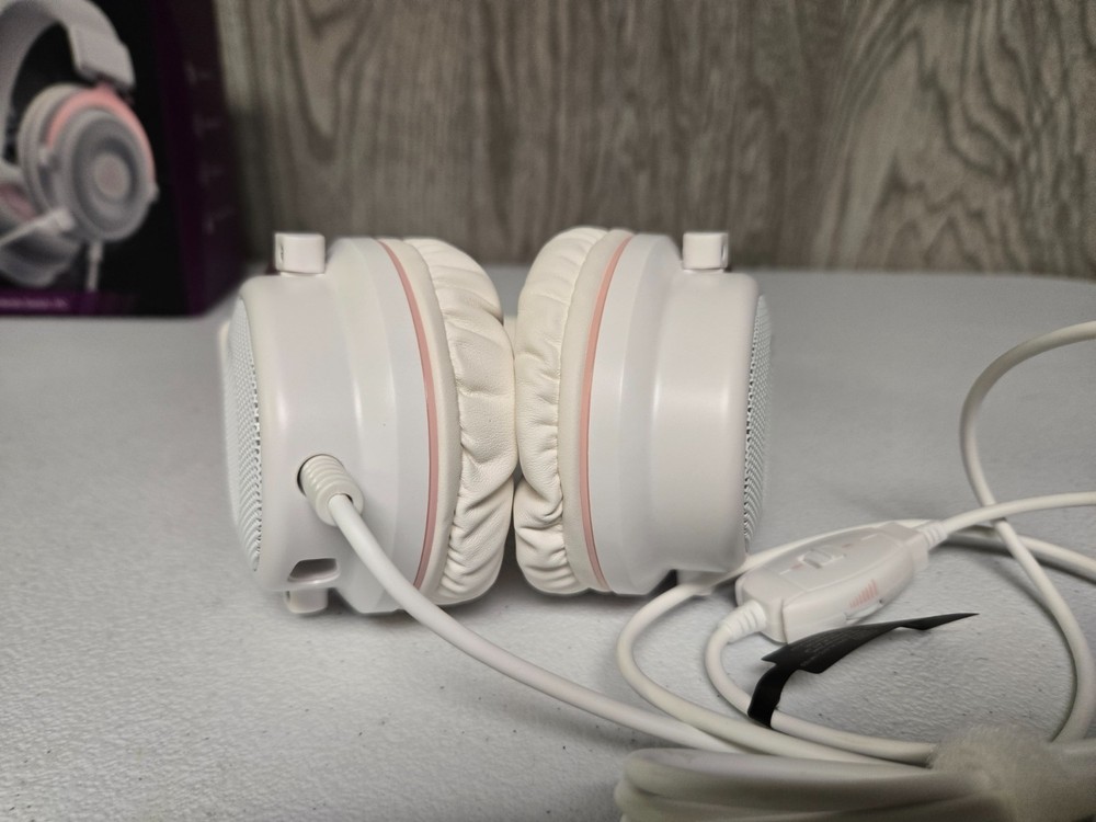 EKSA E900 Gaming Headset w/ Noise Cancelling Microphone for PC White/Pink